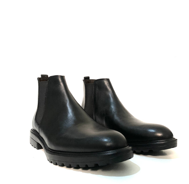 REF :B509 BOTTINE EN CUIR NOIR
